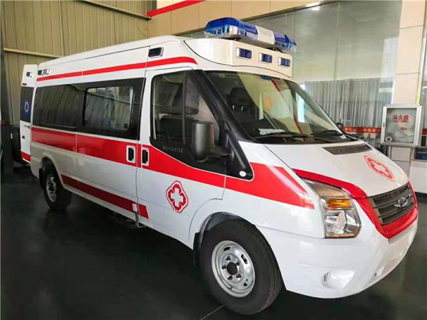 察雅县福特V362救护车